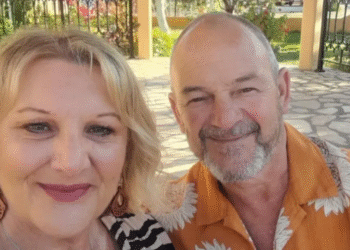 Marmaris’te otel yangını: İngiliz çift 3 saat boyunca balkonda mahsur kaldı