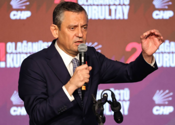 Özgür Özel: Türkiye Protestolarının Yeni Yüzü