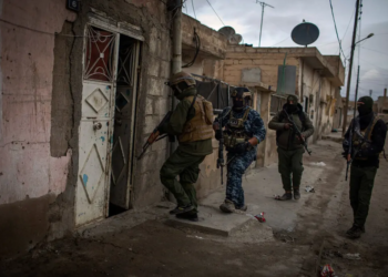 IŞİD Suriye’de yeniden güç kazanıyor: ABD asker artırdı, uzmanlar cezaevi isyanına karşı uyarıyor