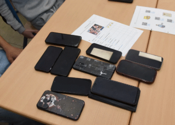 Bremen’de Okullarda Cep Telefonu Kullanımı Yasaklandı