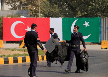 Erdoğan ve Pakistan Başbakanı Şerif, savunma ve enerji alanlarında iş birliğini artırma sözü verdi