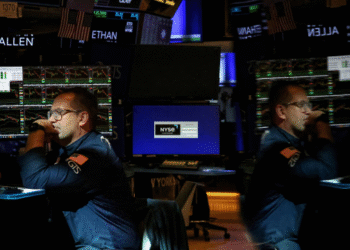 Yatırımcılar, Piyasa Dalgalanmasına Rağmen ETF’lere Rekor Para Yatırıyor