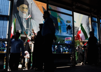 Hamaney yeraltında: İran’ın lideri suikast korkusuyla sığınağa çekildi