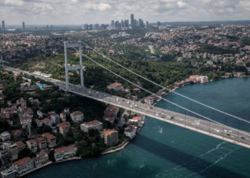 Türkiye, Boğaz köprüleri ve otoyollar için tarihi özelleştirme planını yeniden gündeme aldı